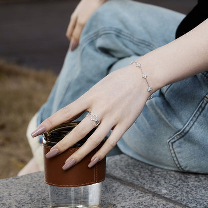 [AuraEcho]Four-Leaf Clover Hollow Butterfly Bracelet