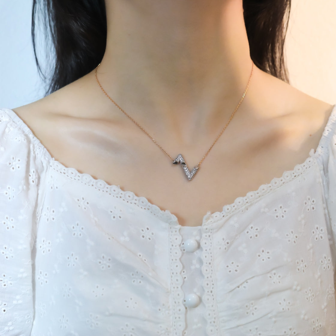 [AuraEcho]VOLT SILVER DIAMOND PEDANT NECKLACE