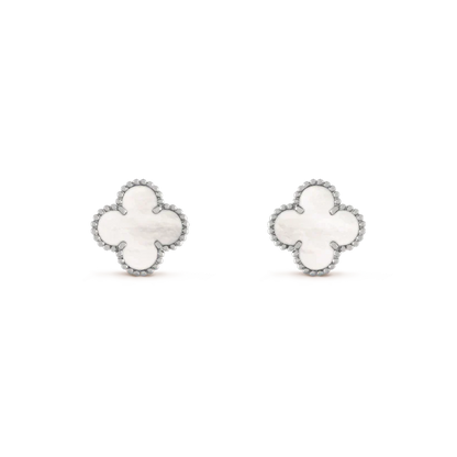 [AuraEcho]CLOVER MEDIUM 1 MOTIFS  WHITE MOP EARRINGS SILVER