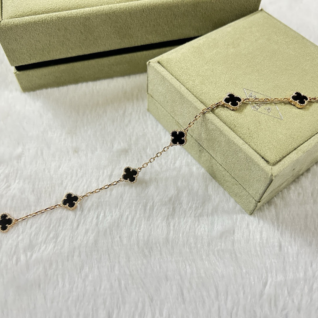 [AuraEcho]CLOVER 6 MOTIF  ONYXS BRACELET