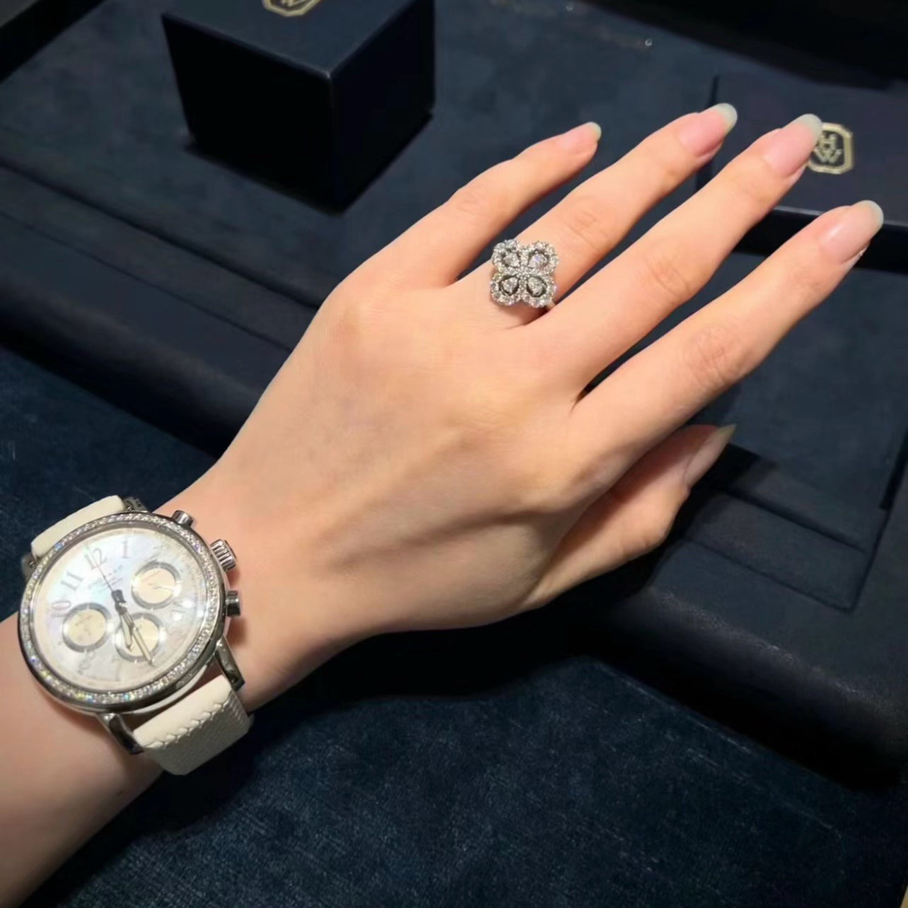 [AuraEcho]LOOP RING FULL MOTIF DIAMOND 16MM SILVE